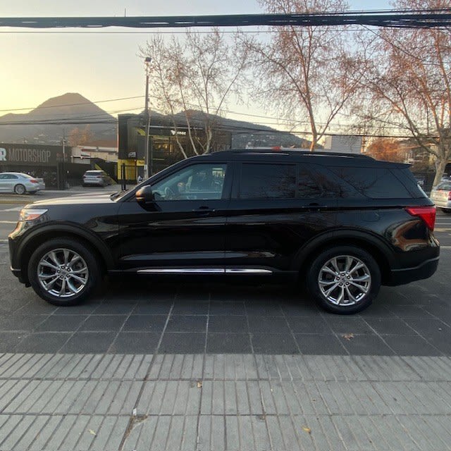 2025 Ford Explorer Limited - Miniatura 7