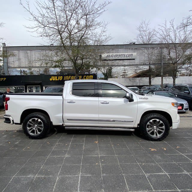 2023 CHEVROLET SILVERADO Diesel Blanco - Miniatura 3