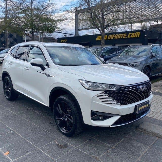 2024 Haval H6 Deluxe Blanco - Miniatura 3