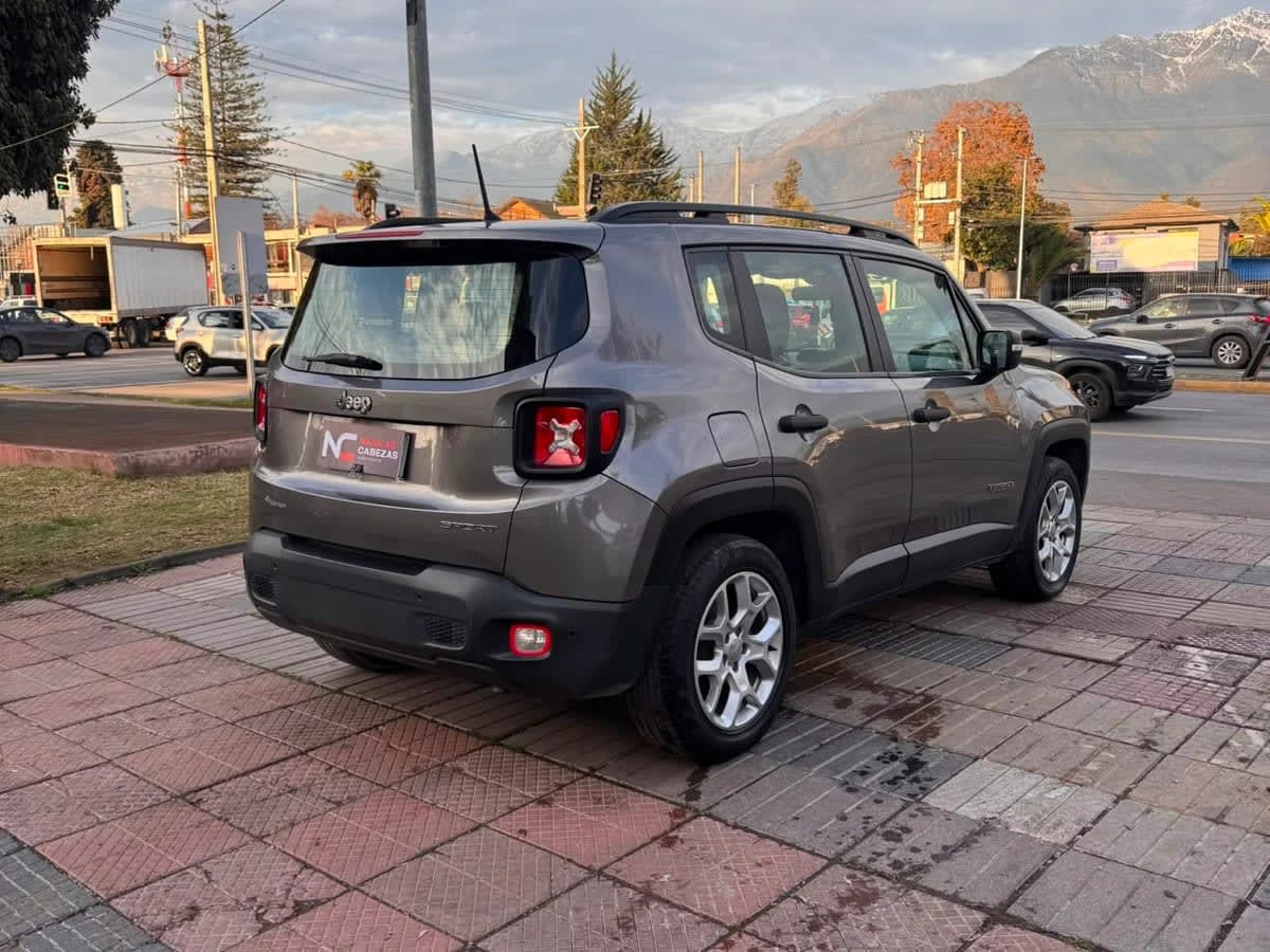 2019 Jeep Renegade 1.8 Negro - Miniatura 6