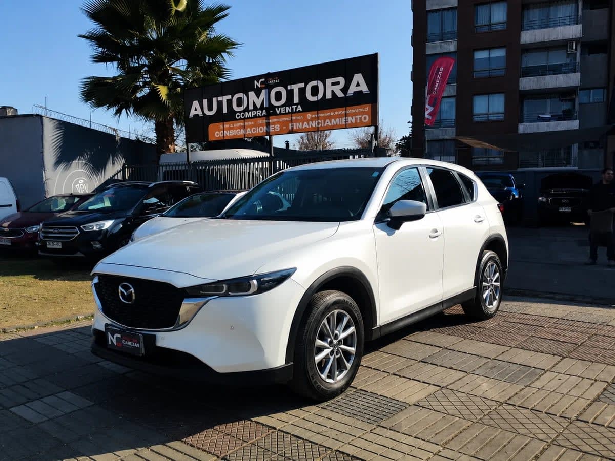 2023 Mazda Cx-5 2.0 Blanco - Miniatura 3