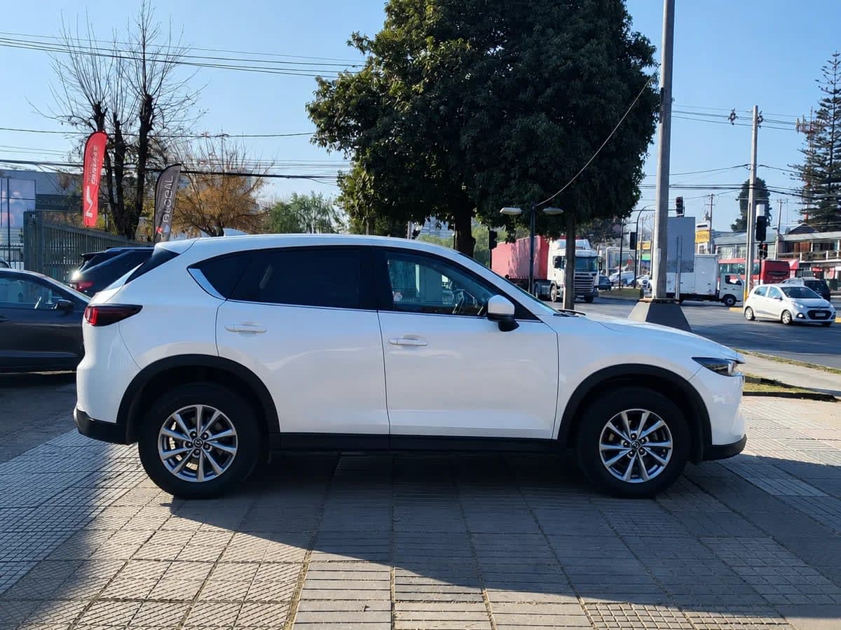2023 Mazda Cx-5 2.0 Blanco - Miniatura 5