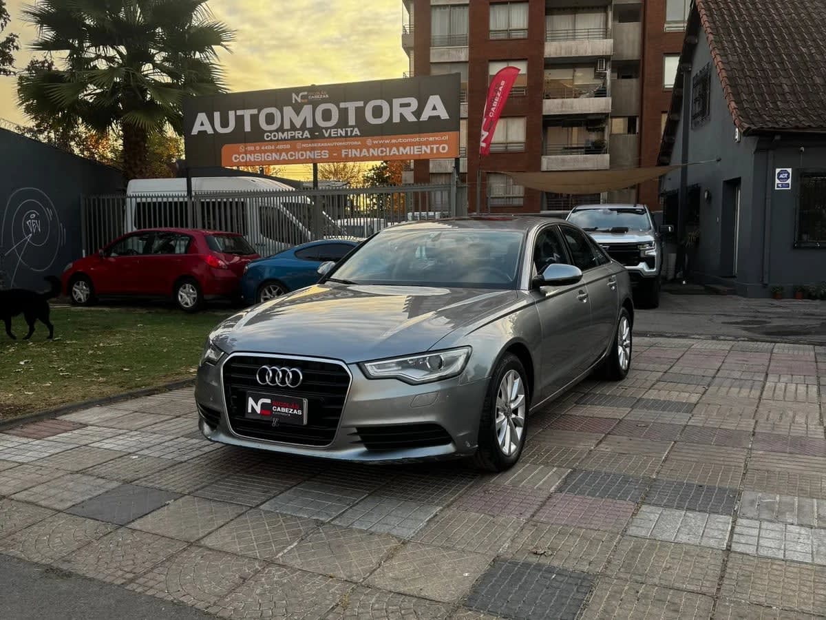 2014 Audi A6 Gris - Miniatura 3