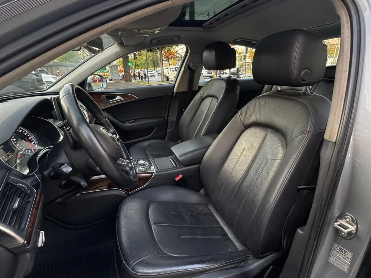 2014 Audi A6 Gris - Miniatura 8