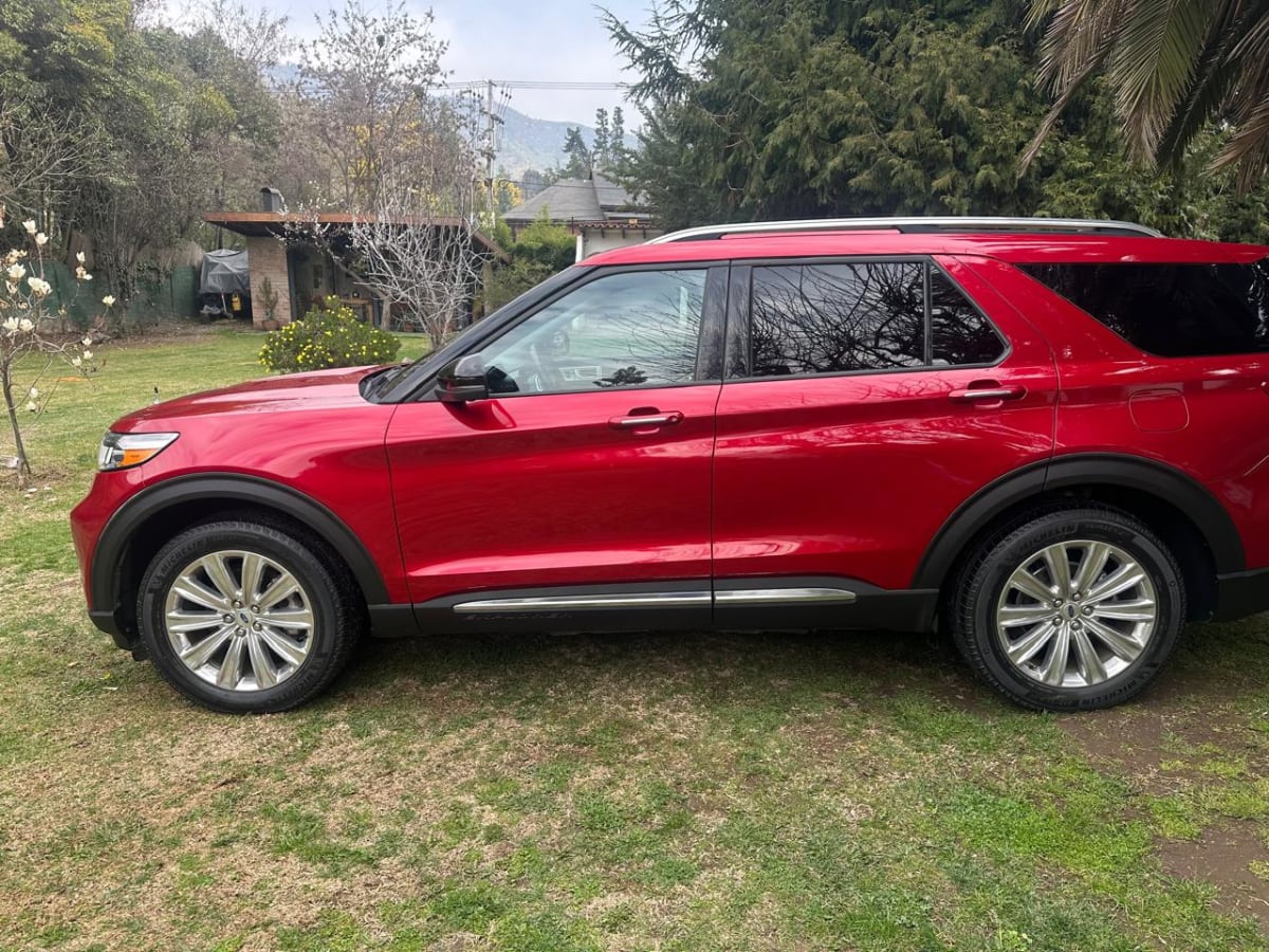 2024 Ford Explorer 2.3 Rojo - Miniatura 9