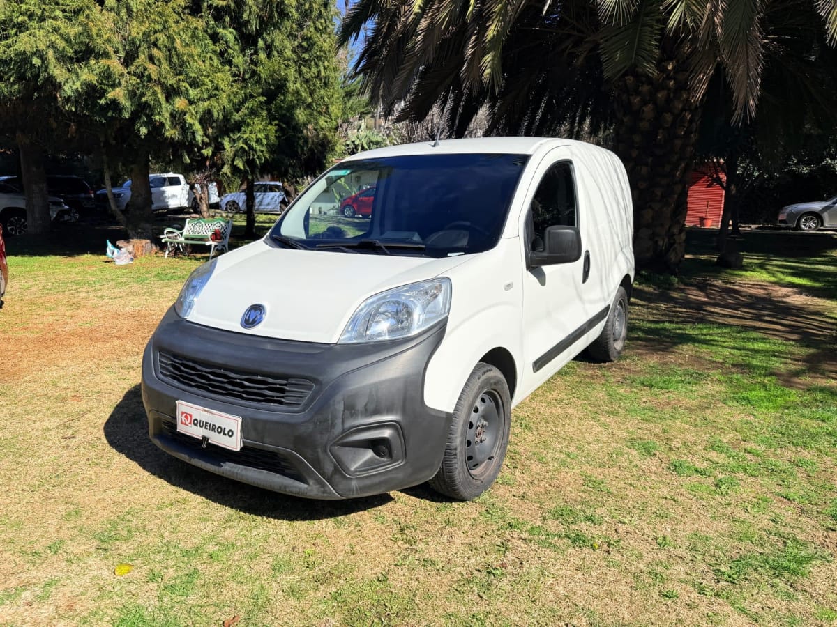 2022 Ram VAN 700 1.3L Blanco - Imagen 1