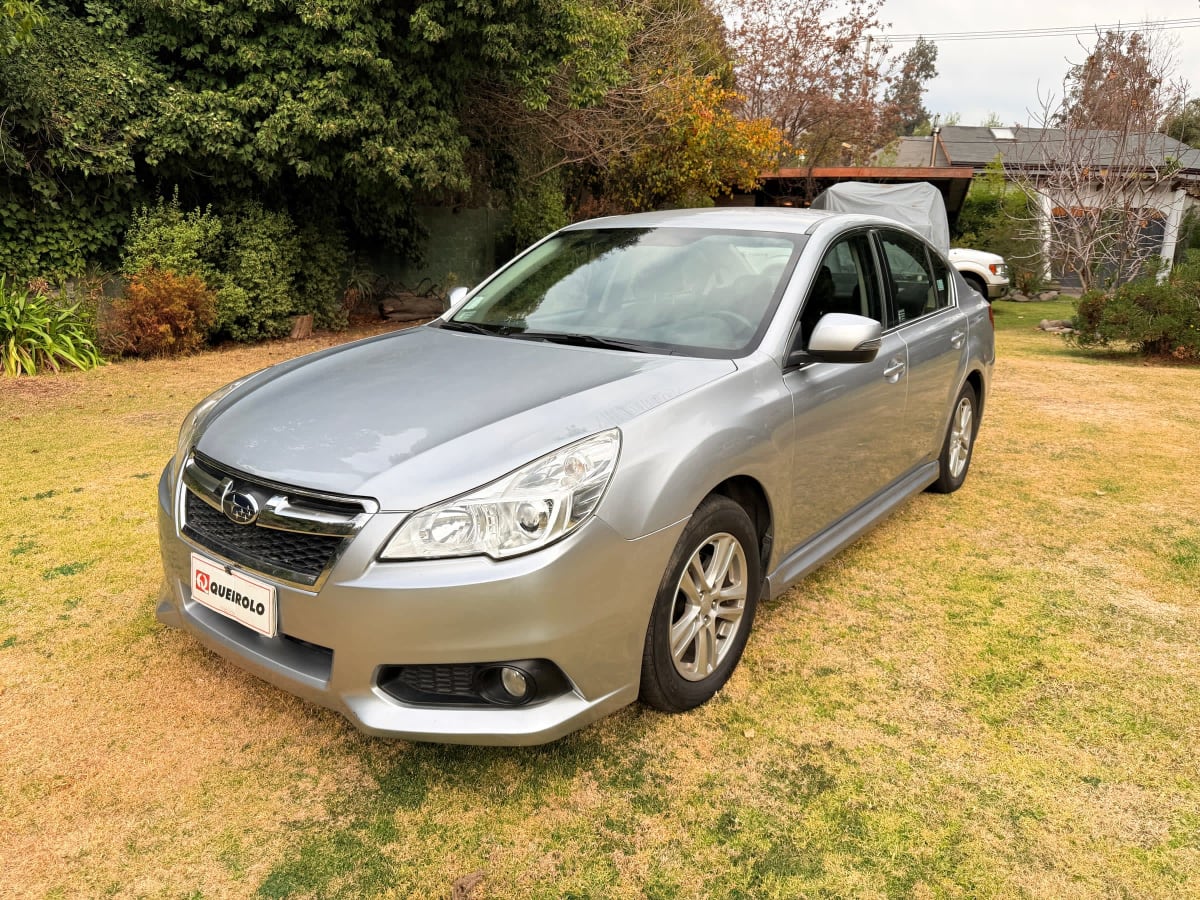 2014 Subaru Legacy XS Plata - Imagen 1