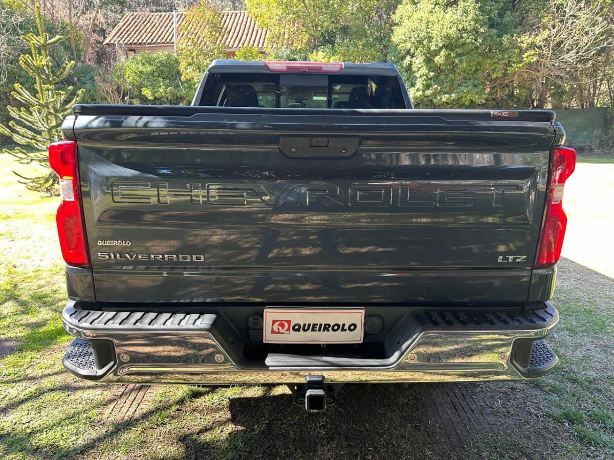 2020 Chevrolet Silverado LTZ Gris - Miniatura 8