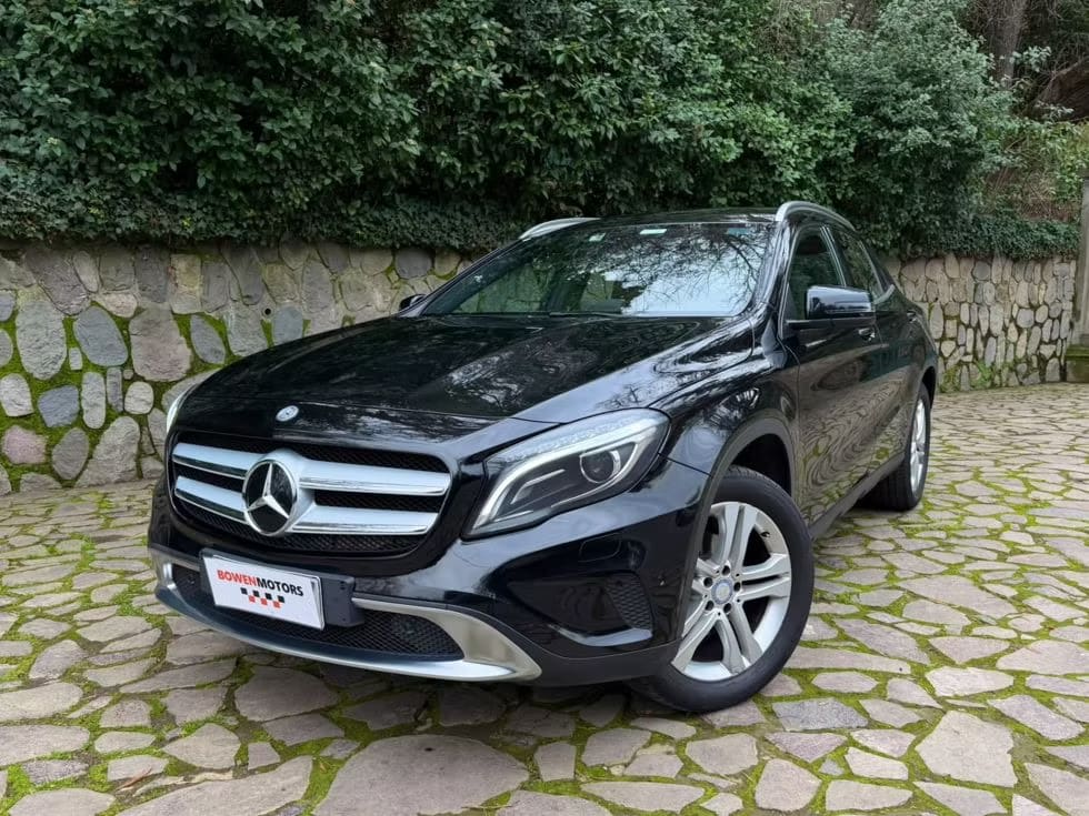 2017 Mercedes Benz Gla 200 Compra - Miniatura 4