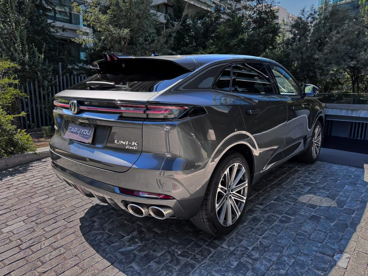 2024 Changan UNI K 2.0T Gris - Miniatura 6