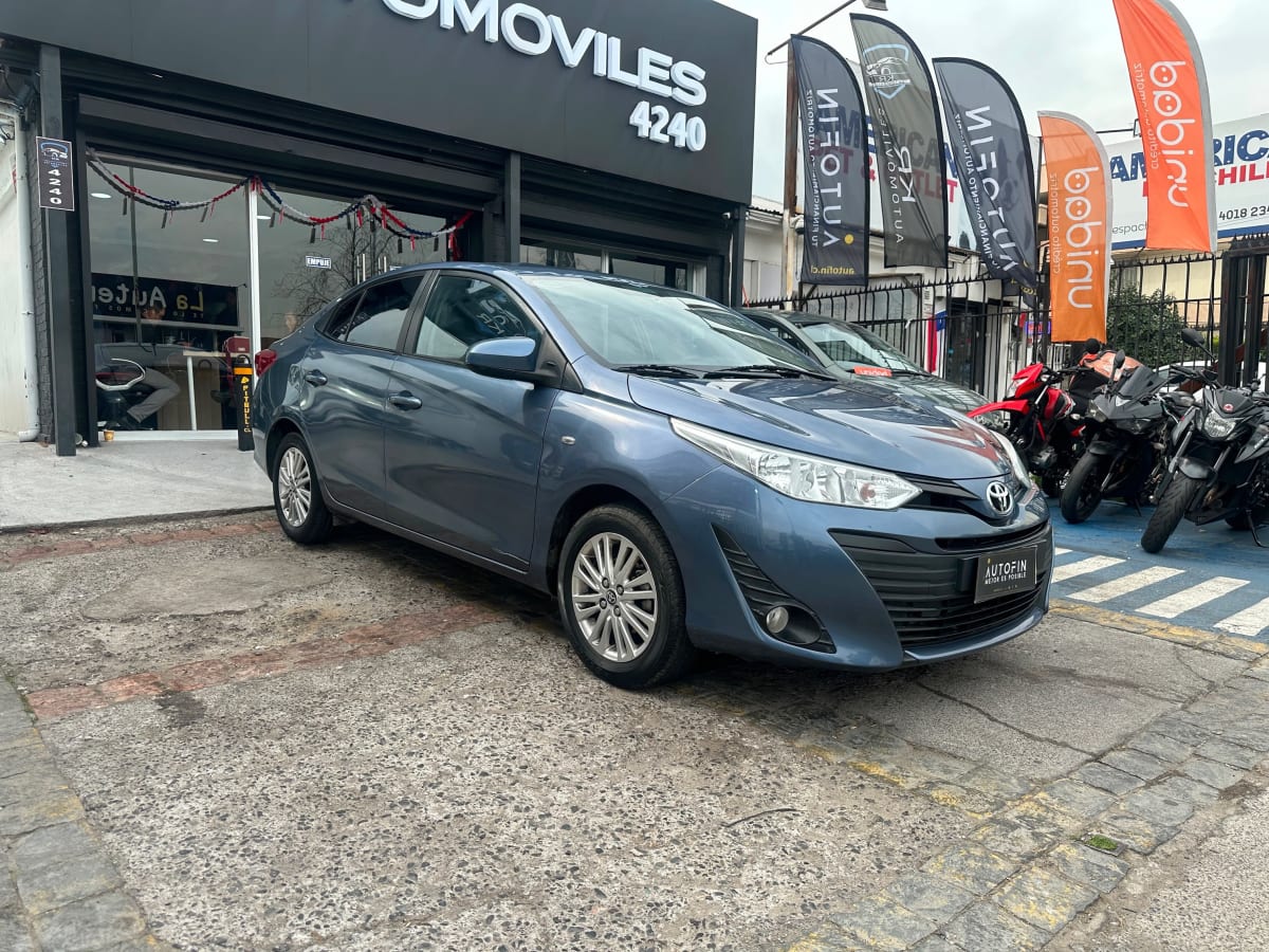 2018 Toyota YARIS GLI - Miniatura 7