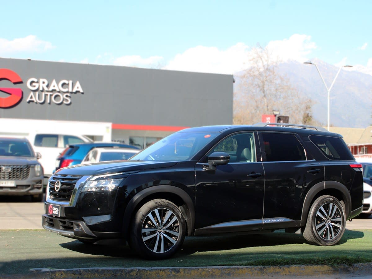 2025 Subaru EVOLTIS 2.4T Blanco - Imagen 1