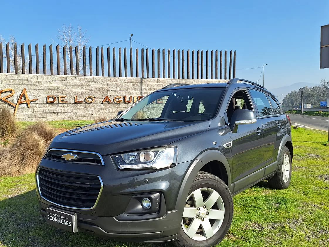 2017 Chevrolet Captiva LS Gris - Miniatura 5