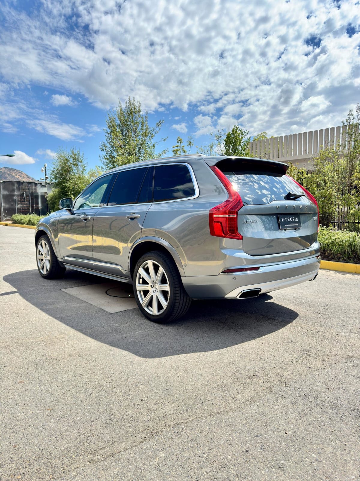 2018 Volvo Xc90 T8 Gris - Miniatura 8