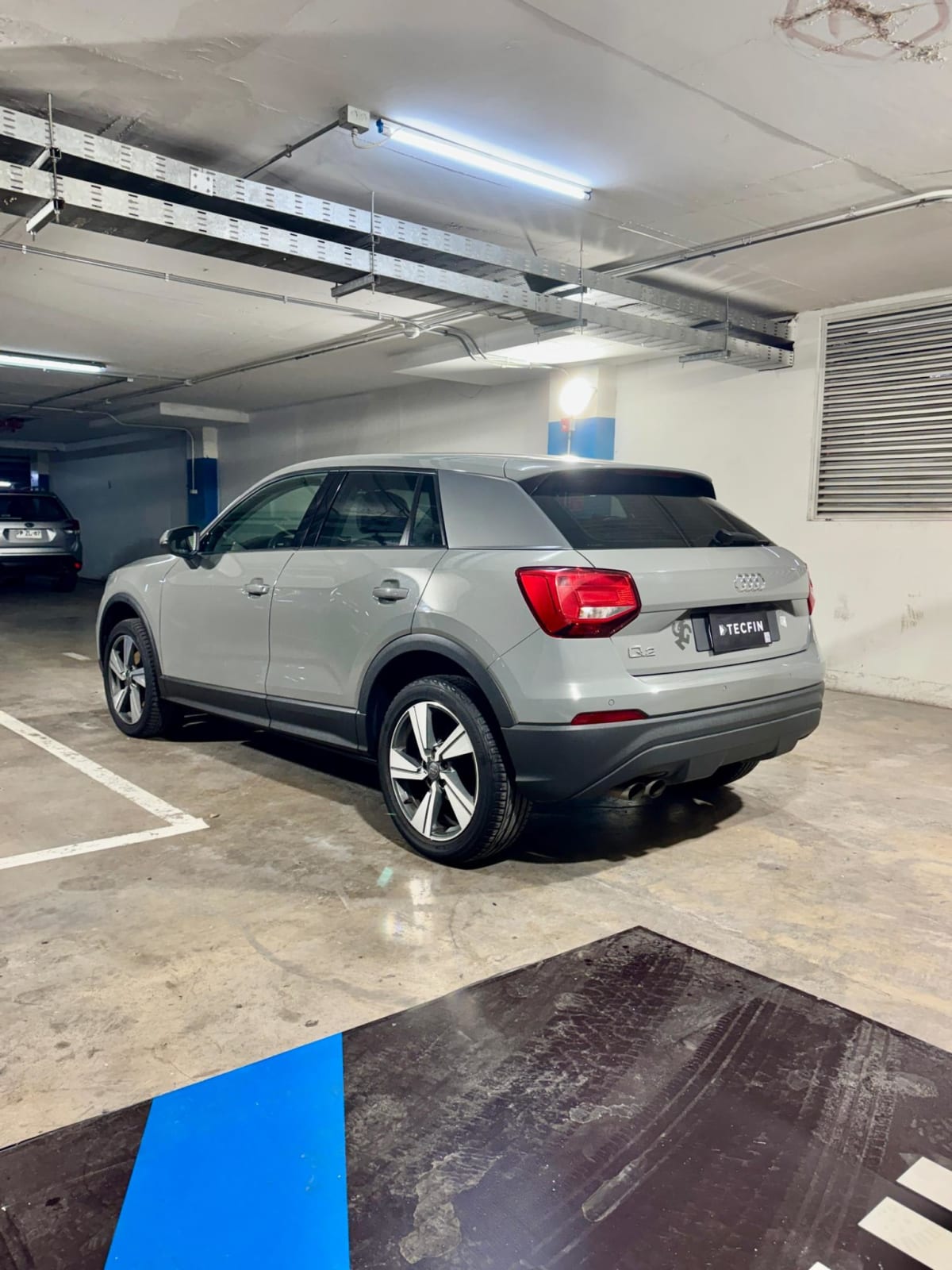 2019 Audi Q2 TFSI Gris - Miniatura 7