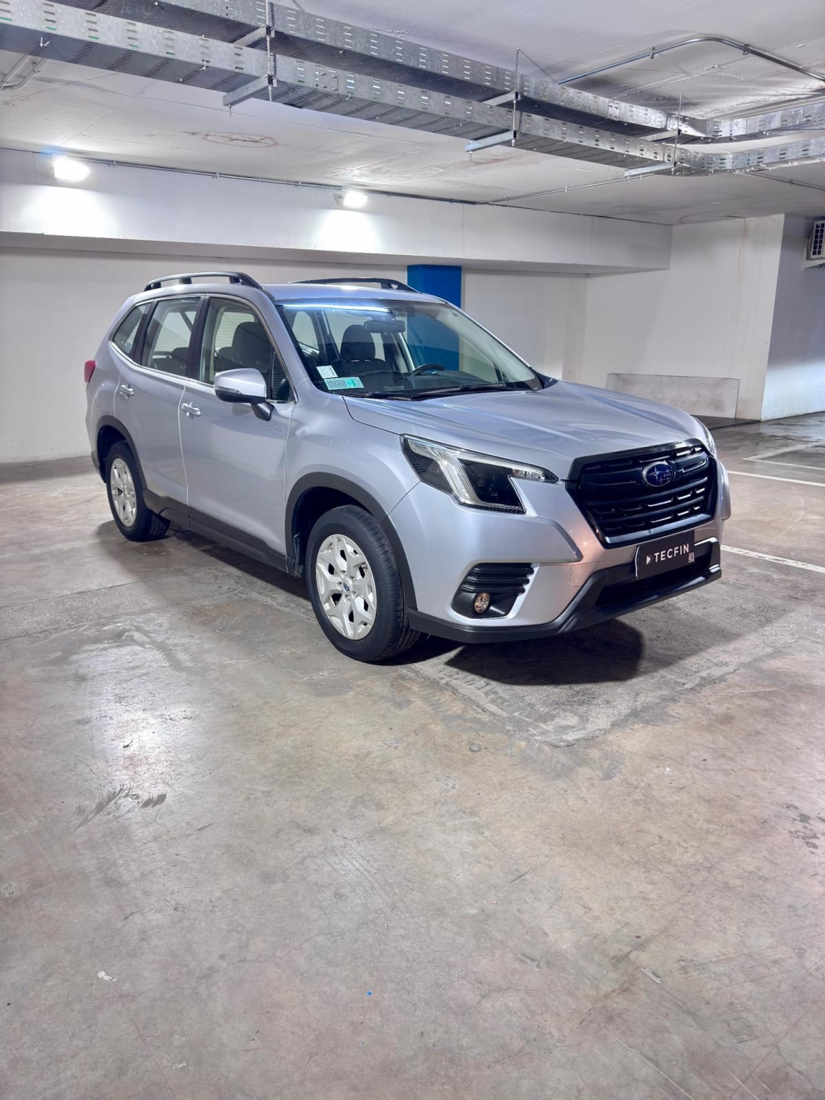 2023 Subaru Forester 2.0 Plata - Miniatura 3