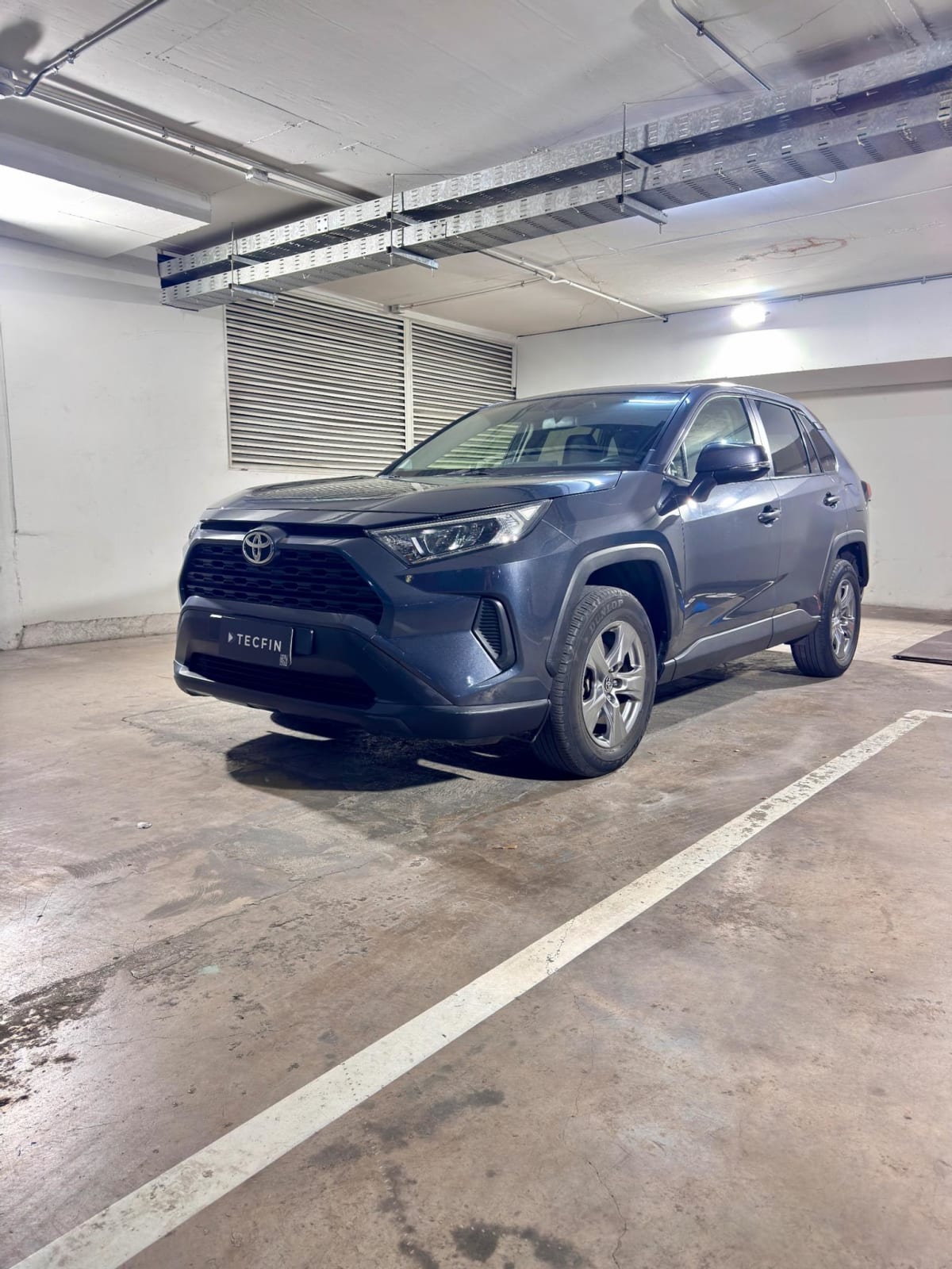 2022 Toyota Rav4 2.0 Gris - Miniatura 9