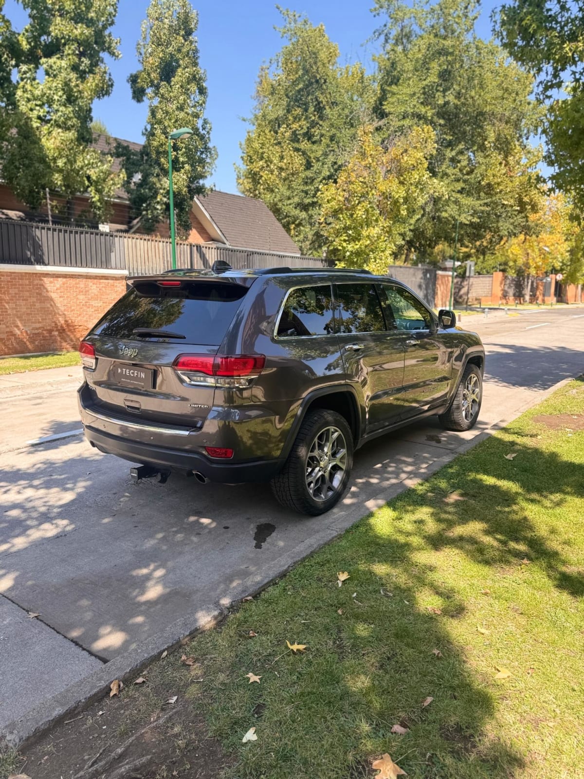 2022 Jeep Grand Cherokee LTD 3.6 AUT Gris - Miniatura 7