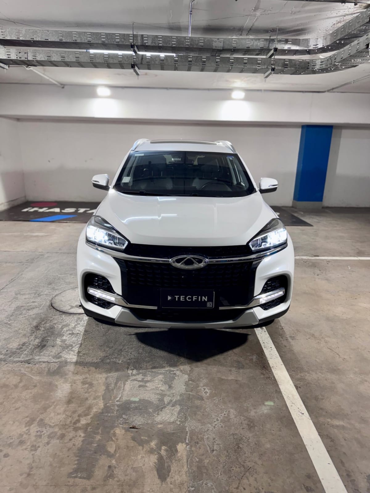 2021 Chery Tiggo 8 1.5 Blanco - Miniatura 2