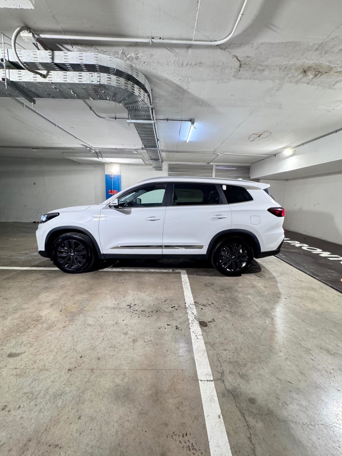 2021 Chery Tiggo 8 1.5 Blanco - Miniatura 4