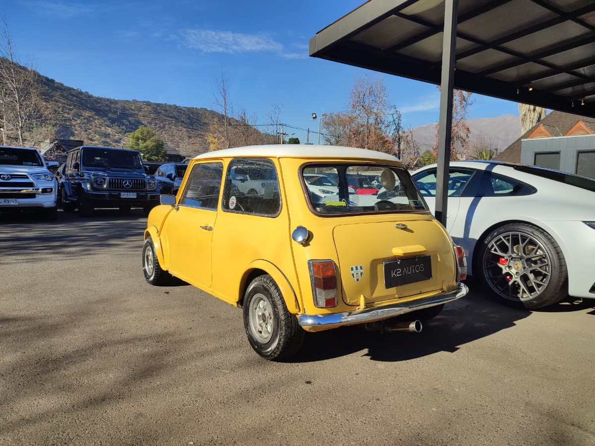 2011 MINI AUSTIN MINI COOPER - Miniatura 7