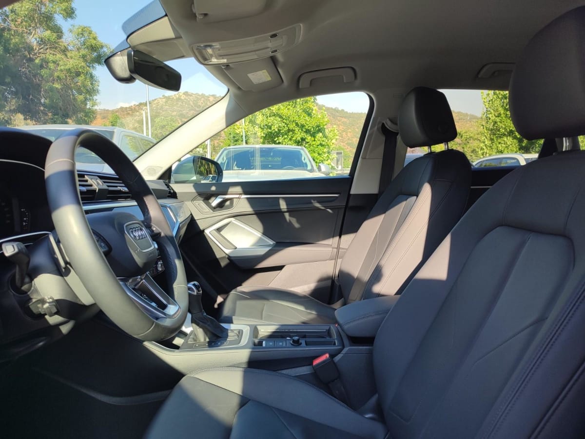 2025 Audi Q3 1.4T - Miniatura 10