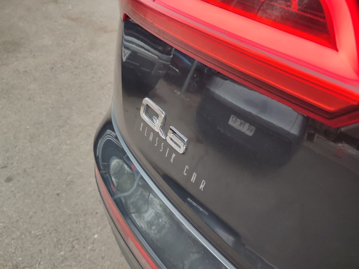 2021 Audi Q5 SPORT - Miniatura 9
