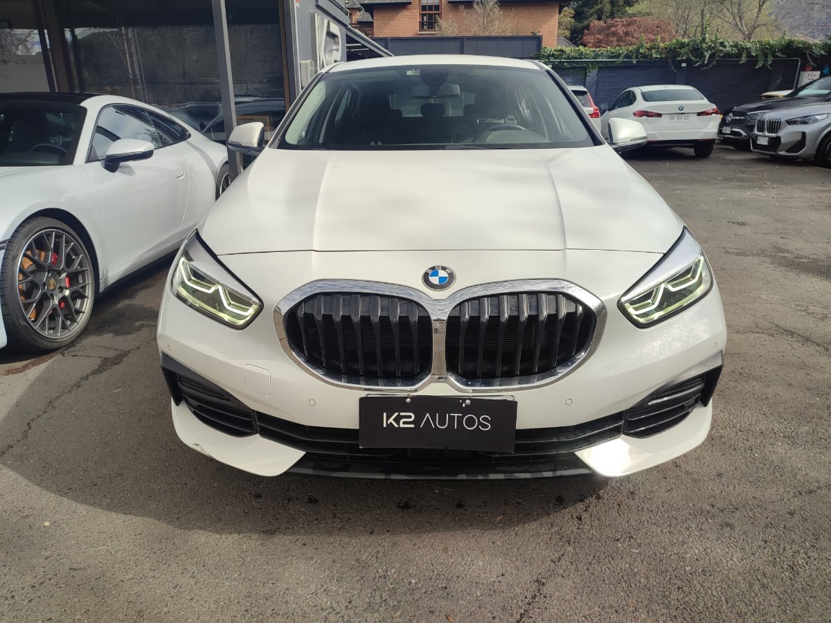 2024 BMW 118I 1.5 - Miniatura 2