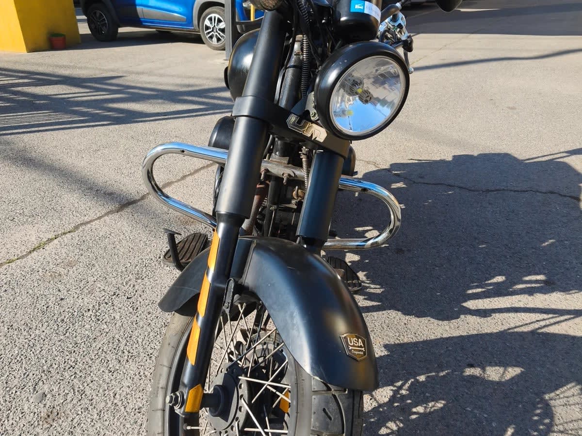 2019 UNITED MOTORS RENEGADE - Miniatura 3
