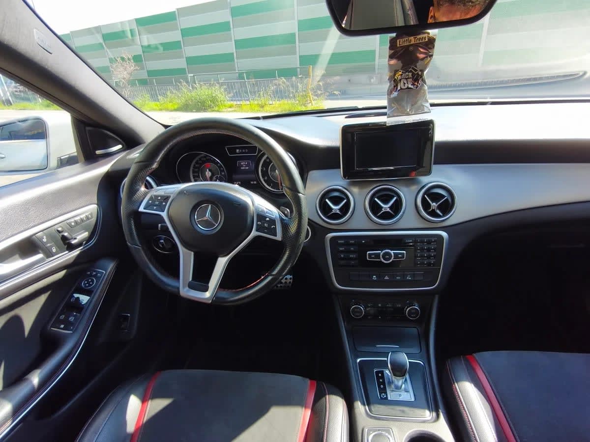 2016 Mercedes-Benz CLA 2.0 Plata - Miniatura 4