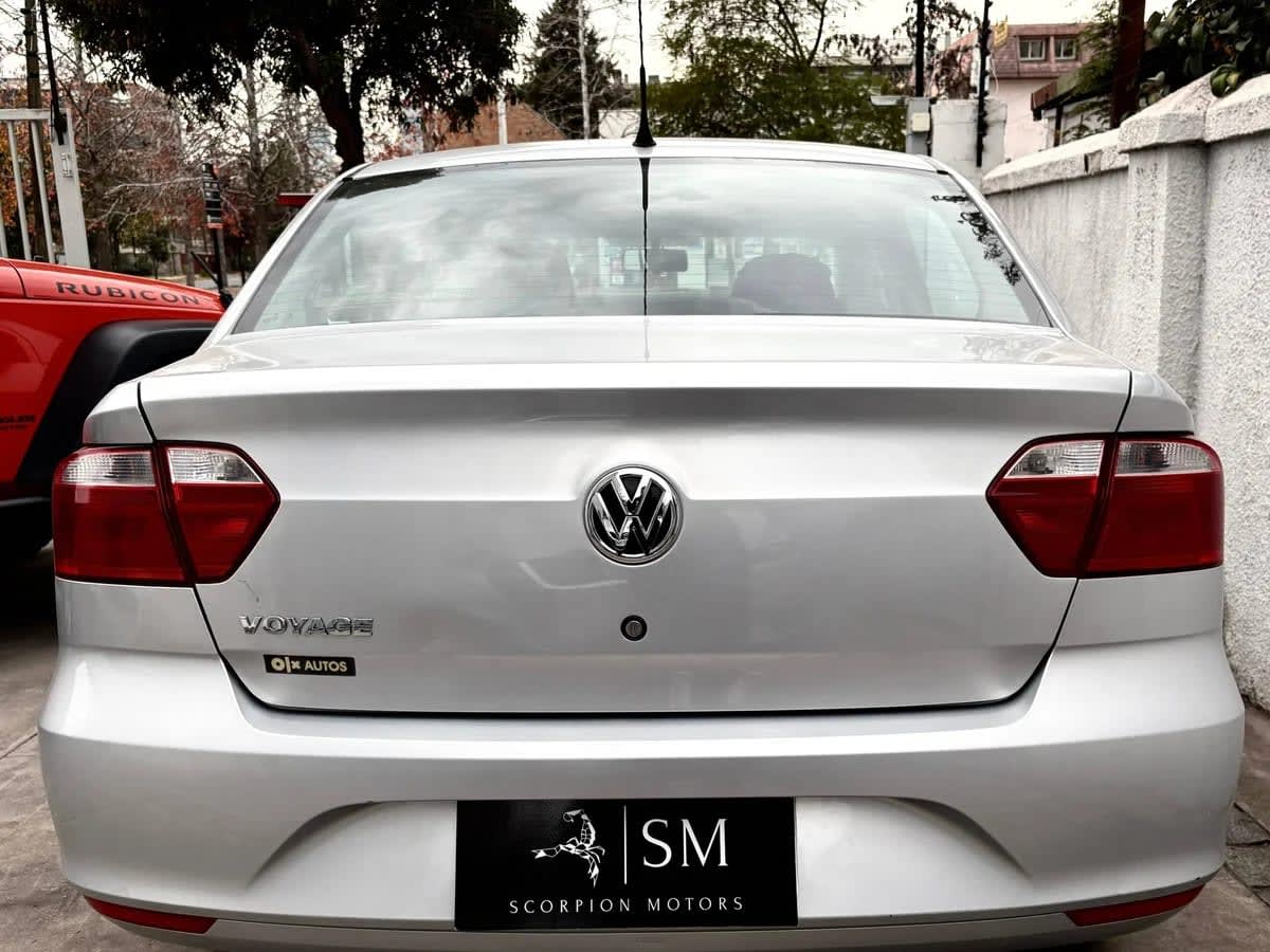 2020 VOLKSWAGEN VOYAGE 1.6 Plata - Miniatura 4