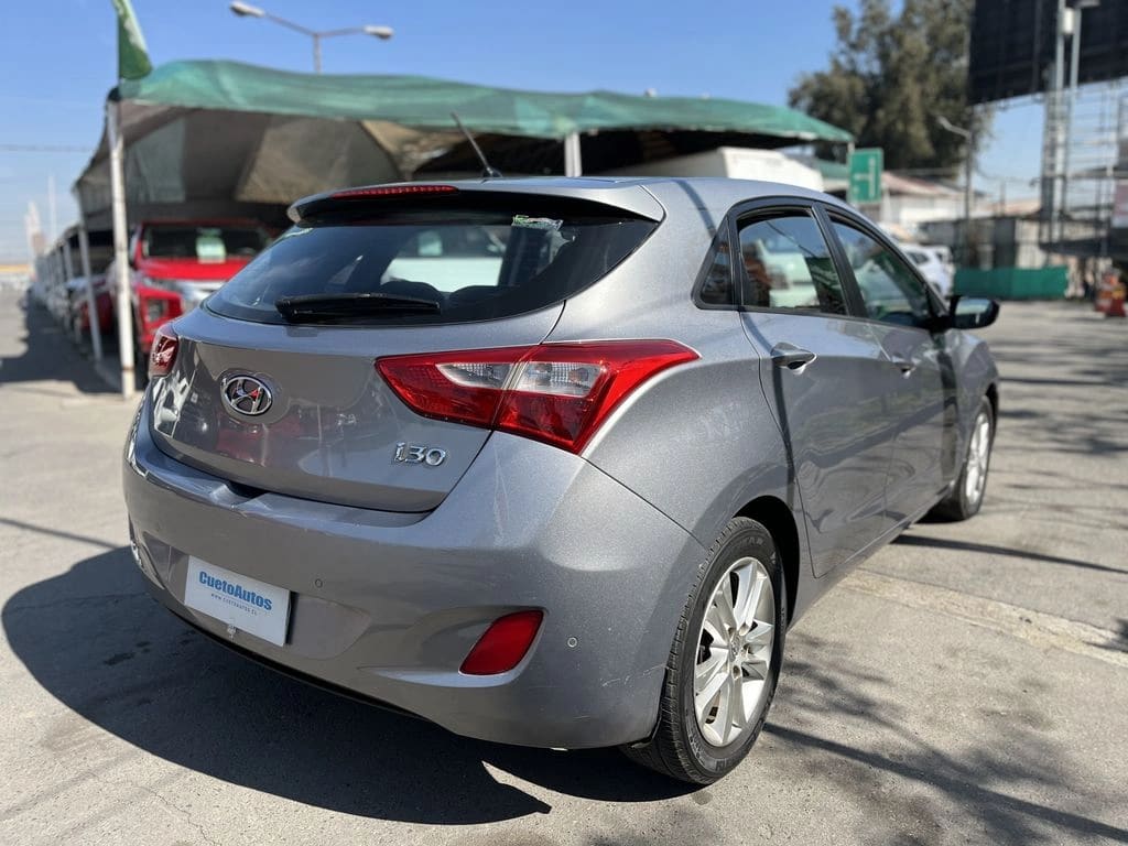 2015 Hyundai I30 - Miniatura 5