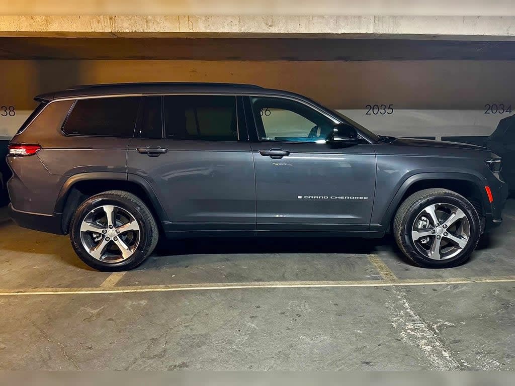 2025 Jeep GRAND CHEROKEE - Miniatura 7