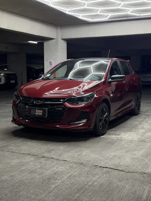 2023 Chevrolet Onix RS Rojo - Miniatura 3