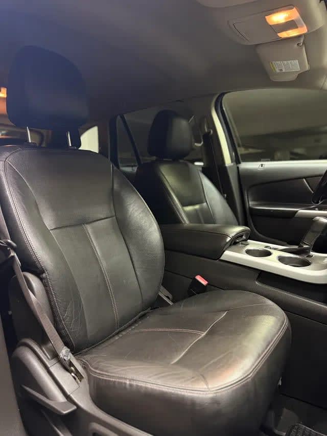 2015 Ford Edge Negro - Miniatura 5