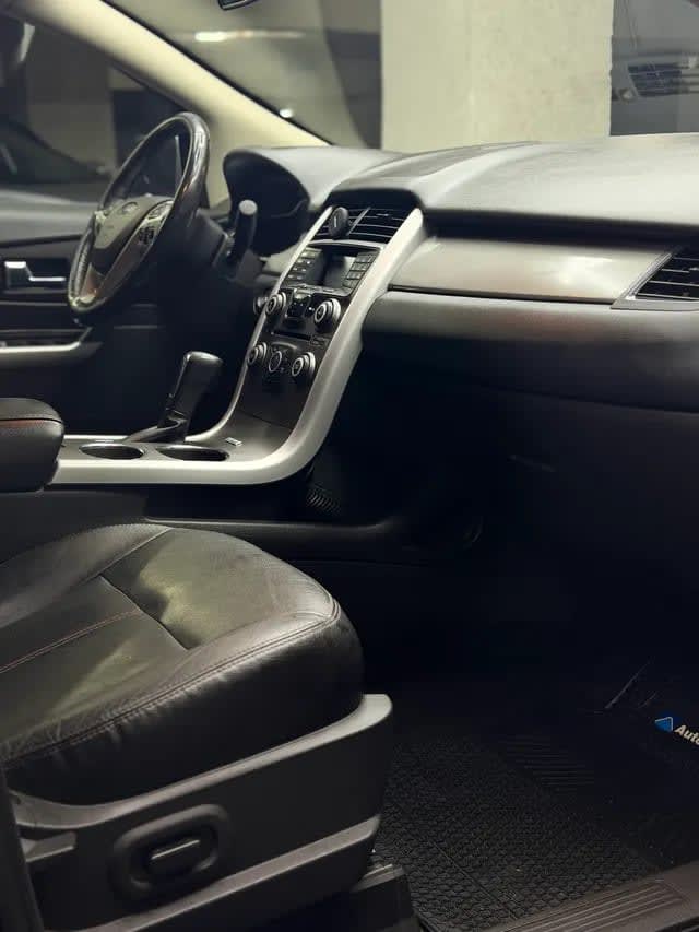 2015 Ford Edge Negro - Miniatura 6
