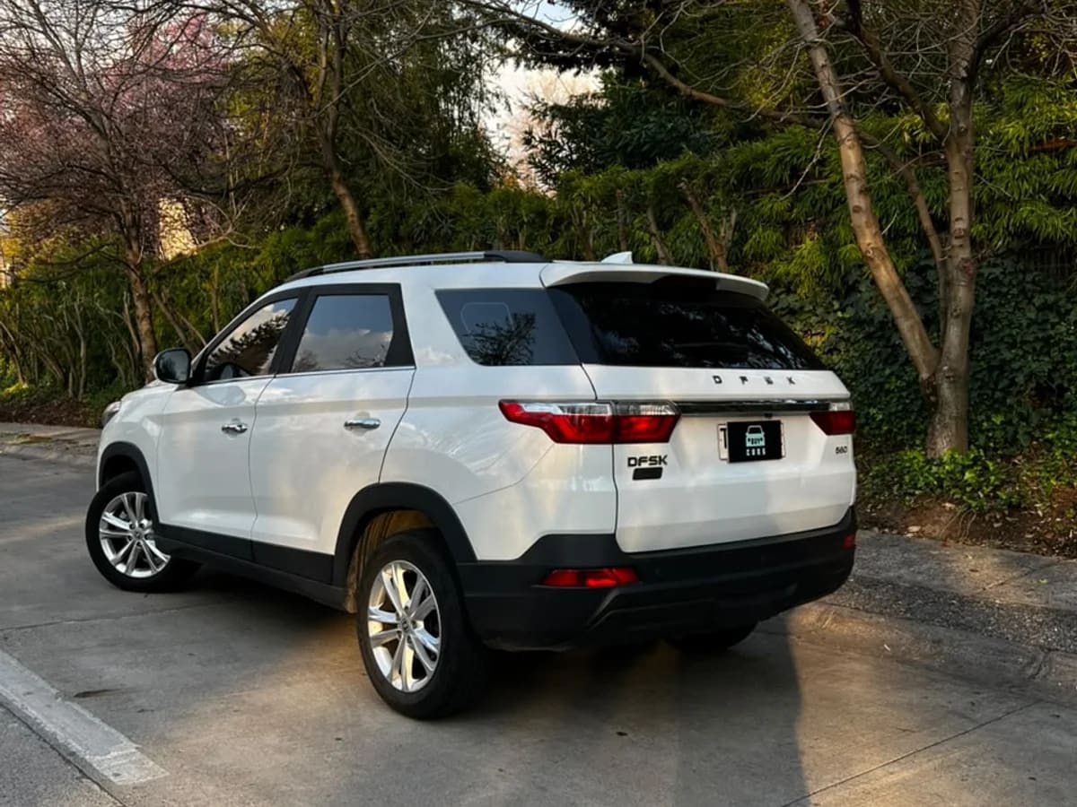2024 DFSK SUV 560 COMFORT 1.8L - Miniatura 6