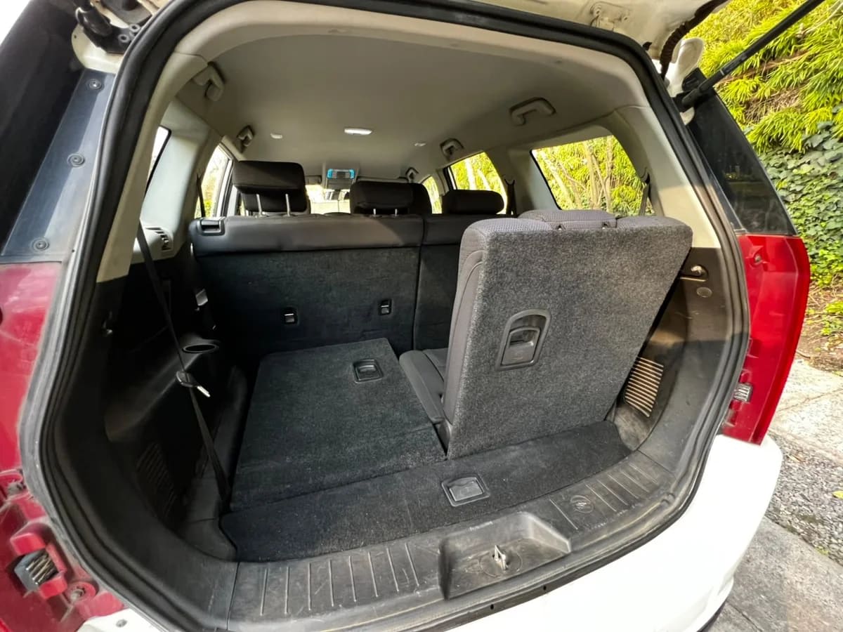 2019 MAHINDRA XUV 500 2.2L - Miniatura 8