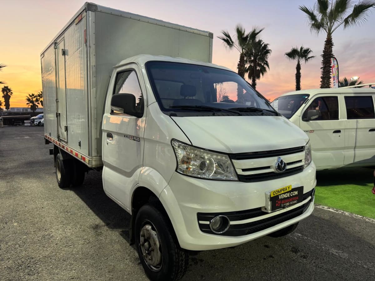 2024 KYC X5 PLUS CARGO BOX BLANCO - Miniatura 8
