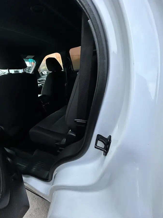 2014 Ford EXPLORER Blanco - Miniatura 6