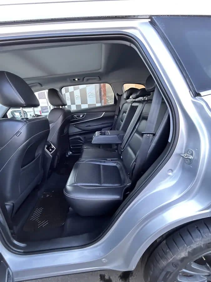 2023 Chery TIGGO 8 Plata - Miniatura 6