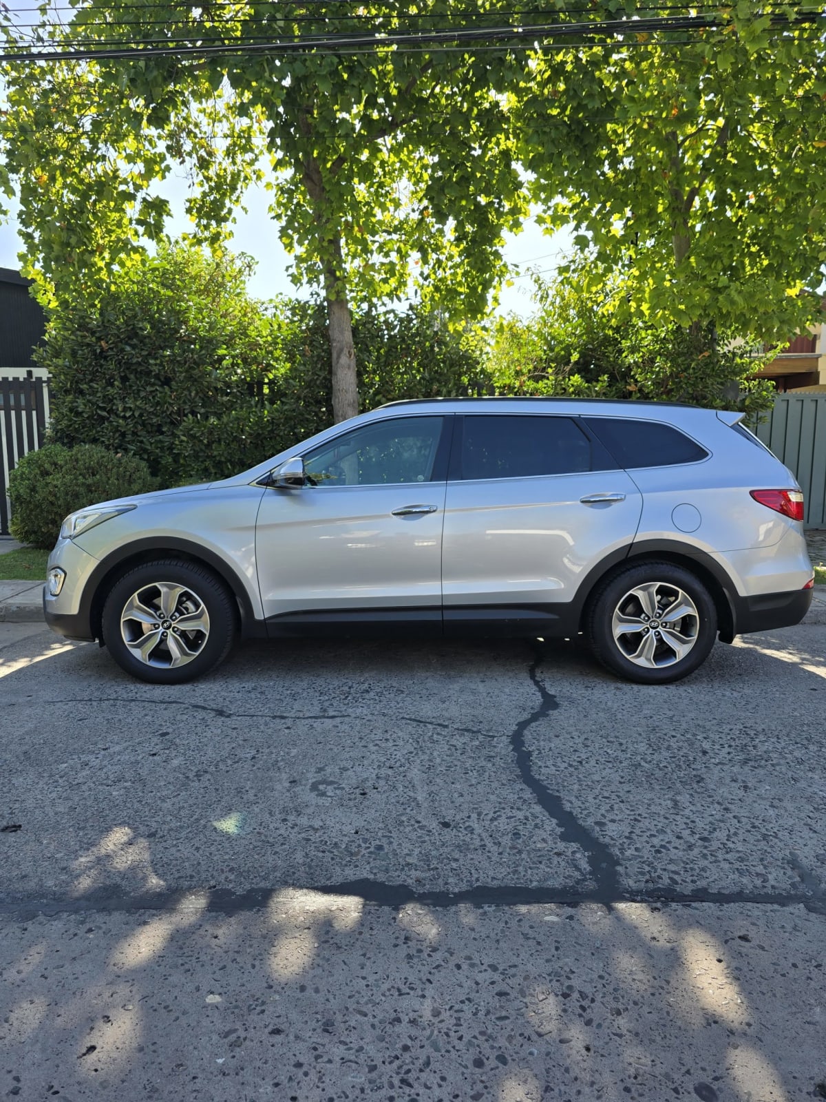 2014 Hyundai GRAND SANTA FE - Miniatura 3
