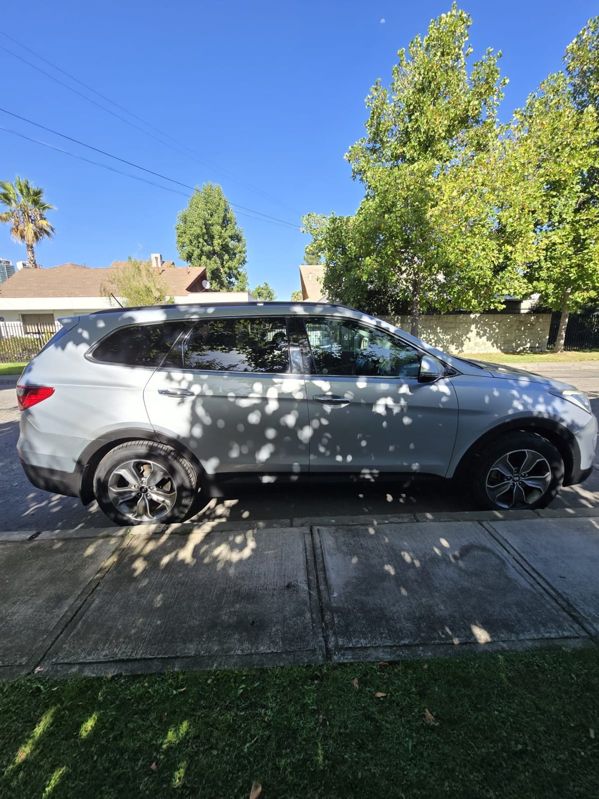 2014 Hyundai GRAND SANTA FE - Miniatura 6