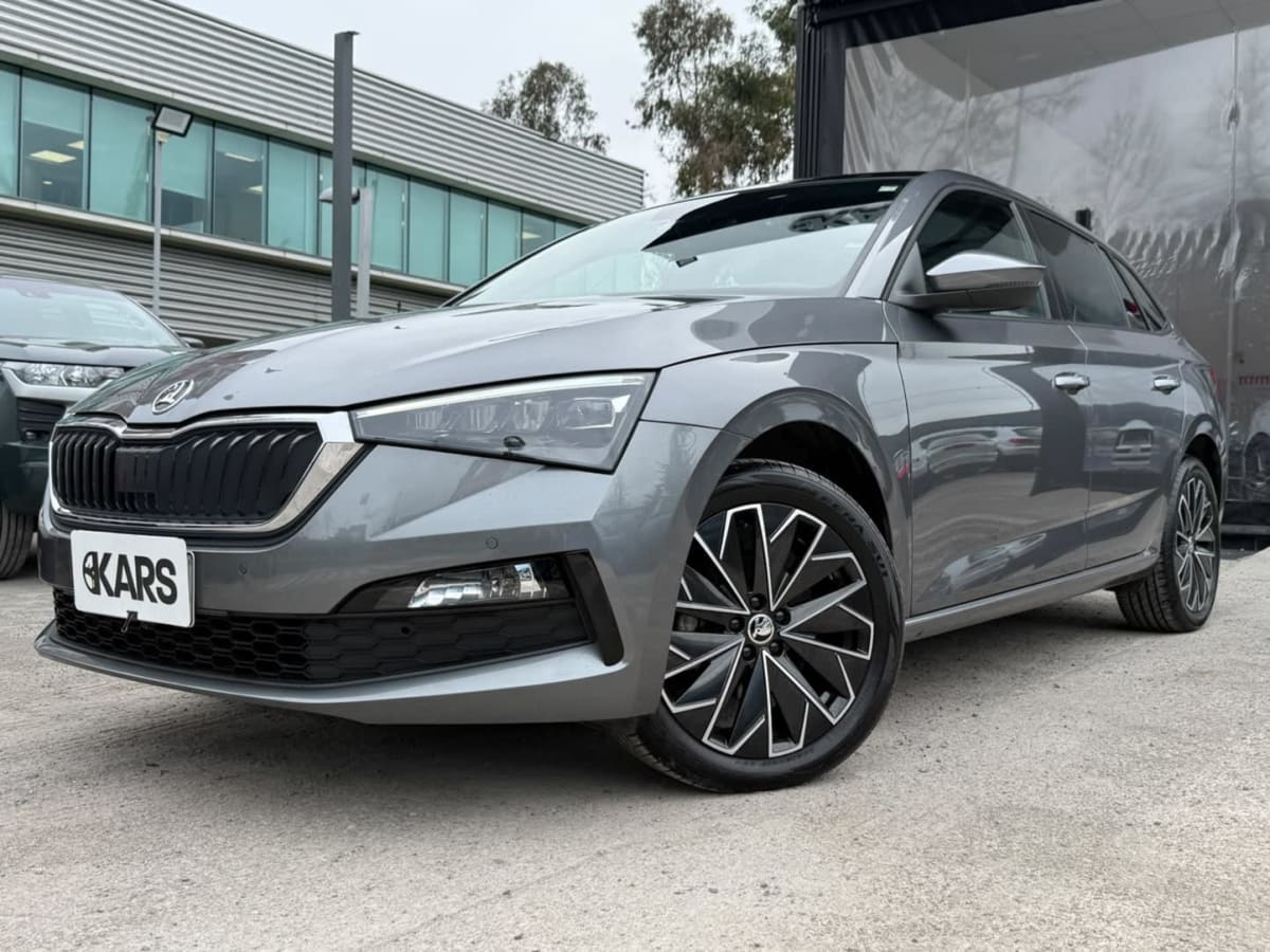 2024 Skoda Scala Style Gris - Imagen 1