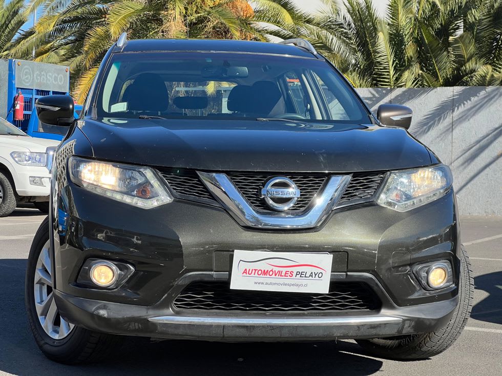 2017 Nissan X-Trail 2.5 Verde - Miniatura 2