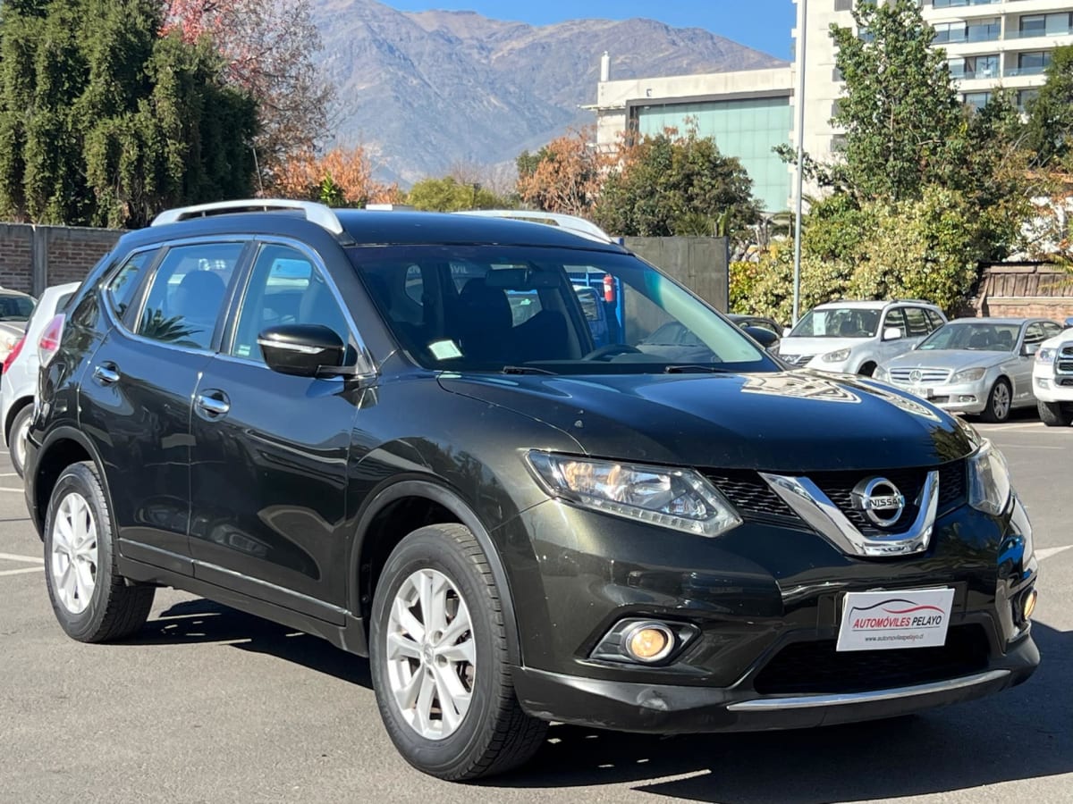 2017 Nissan X-Trail 2.5 Verde - Miniatura 4