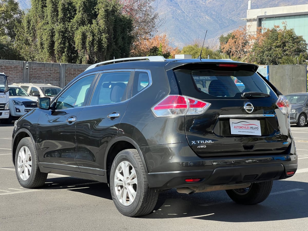 2017 Nissan X-Trail 2.5 Verde - Miniatura 9