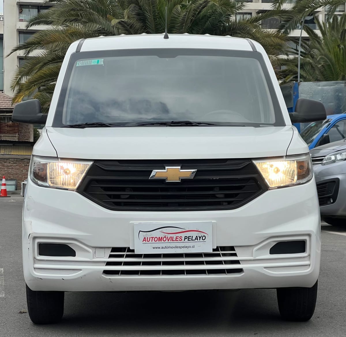 2022 Chevrolet N400 Max 1.5 - Miniatura 3