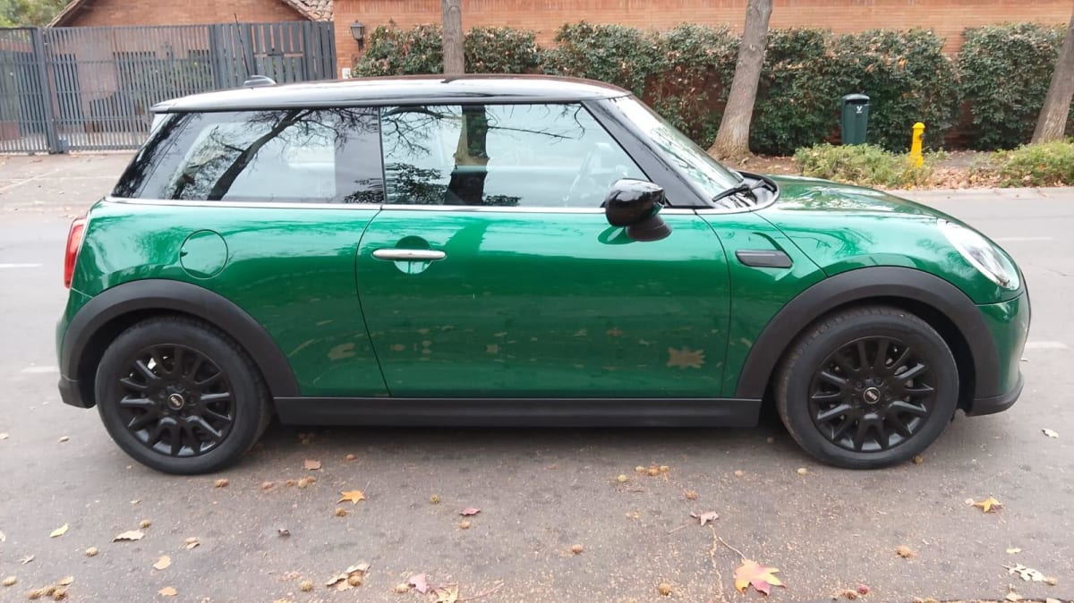 2024 MINI COOPER HB 1.5 AT 1.5 Verde - Miniatura 5