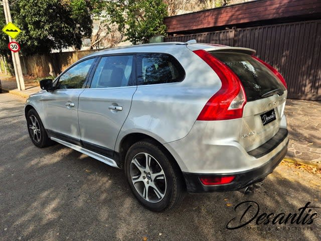 2026 Volvo XC60 T6 ✔️ - Miniatura 4